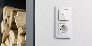 JUNG KNX Taster F 10 bei BAYER WIENTEK GmbH in Freiensteinau