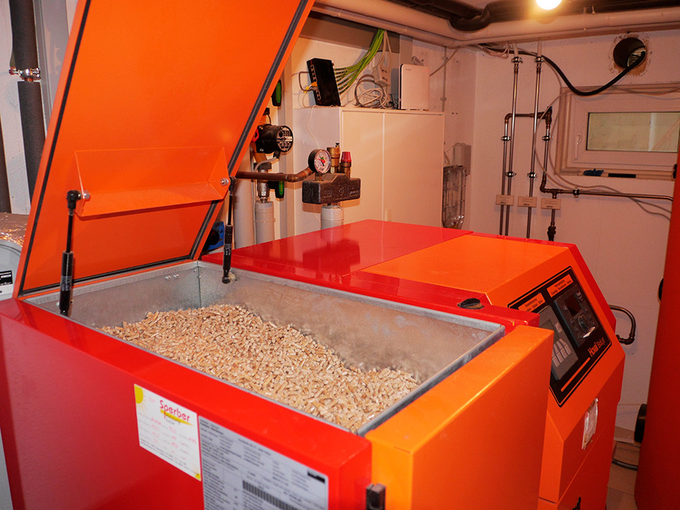 Palletheizung2 bei BAYER WIENTEK GmbH in Freiensteinau